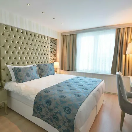 Hotel Adamel &