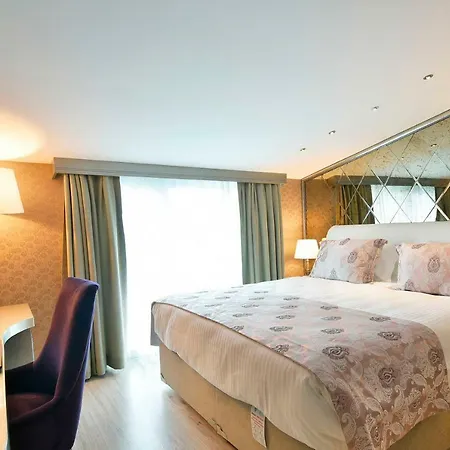 Hotel Adamel &